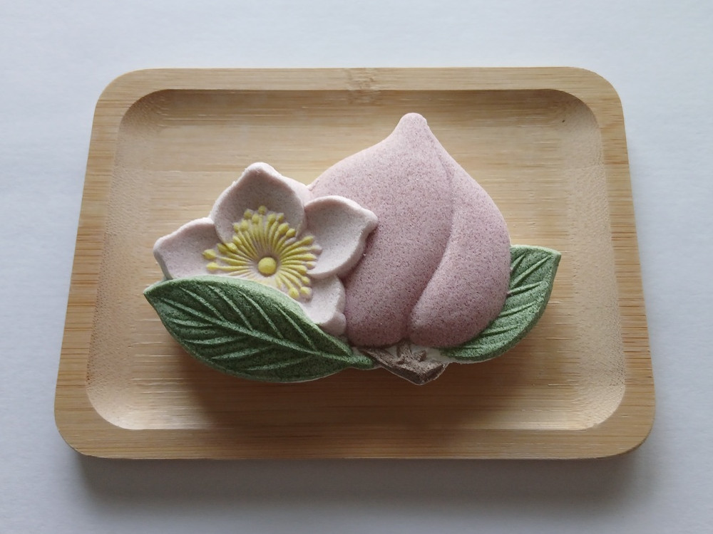 桃の節句に寄せた落雁『仙珠華境』