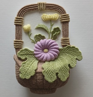 菊華籠・紫の落雁