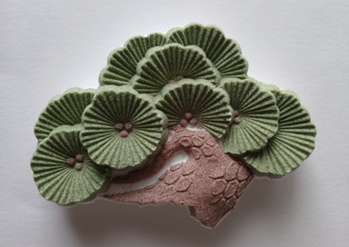 常盤の雫の落雁